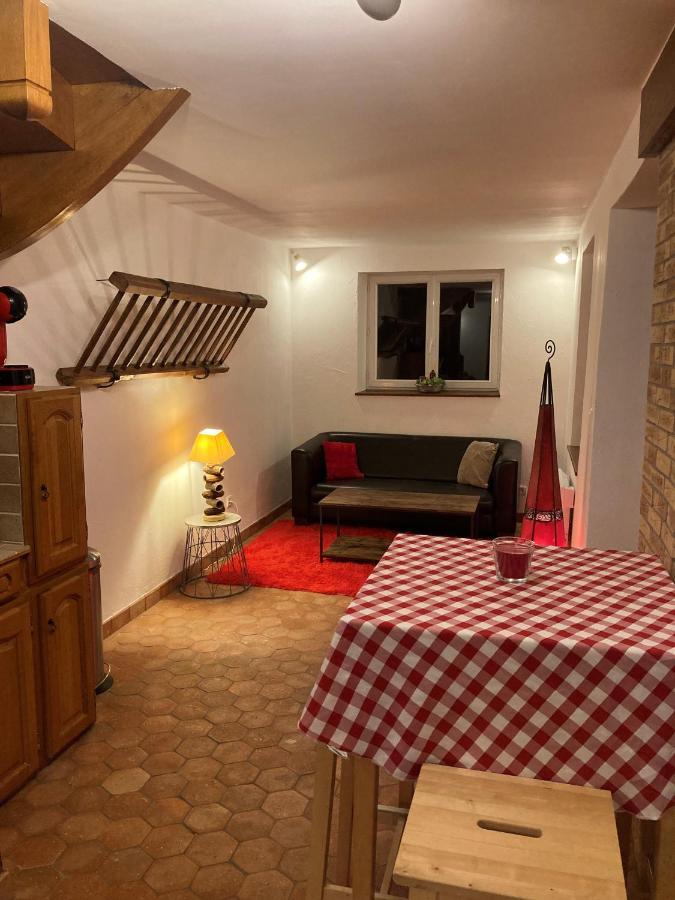 La Petite Maison De La Vallee Bazainville Екстер'єр фото